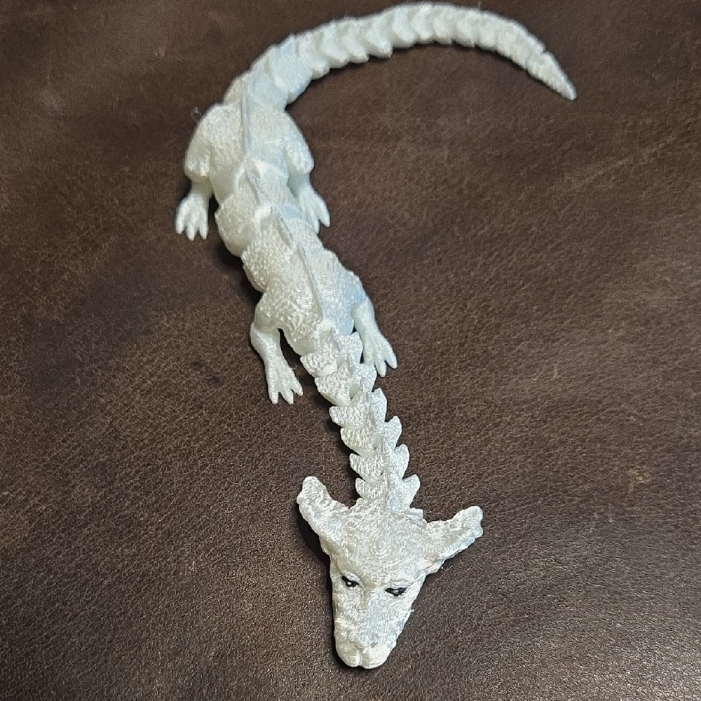 Elegant White Reptile Decor by [Brand]